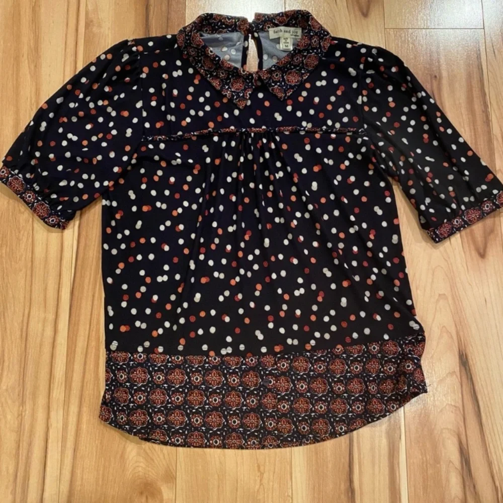Faith and Joy Blouse—M - Picture 1 of 4
